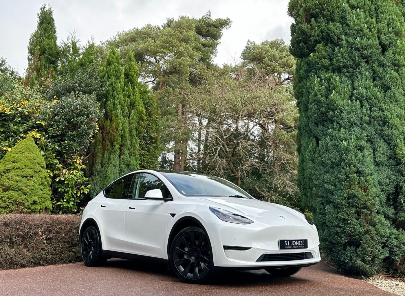 Tesla Model Y Long Range, 20in Induction Wheels, Autopilot, Premium ...